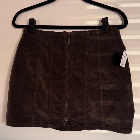 NWT 🐻 Layla Corduroy Mini Skirt - Picture 1 of 10